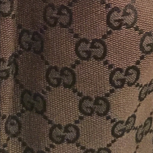 Authentic Gucci Hysteria - Picture 4 of 8